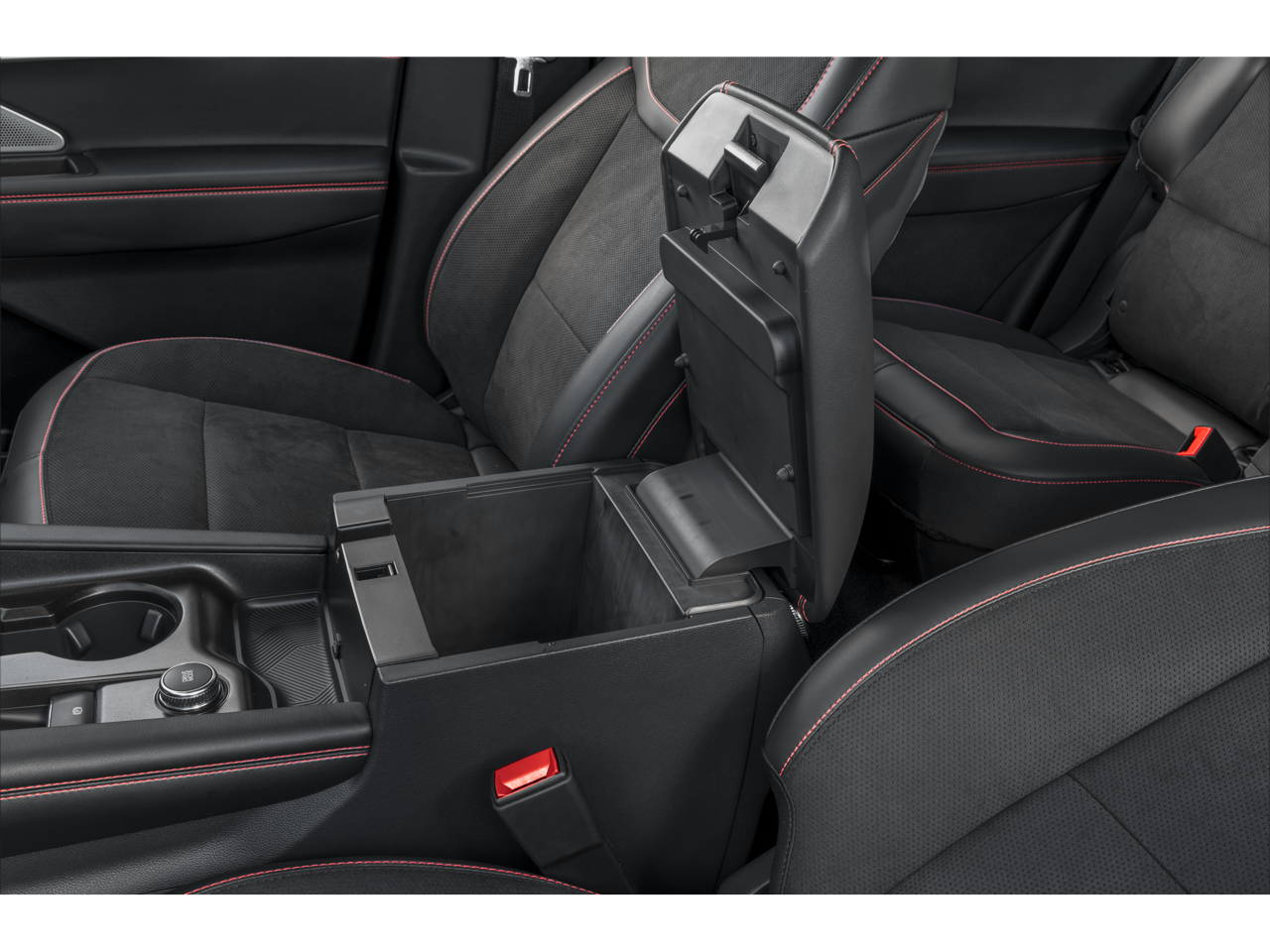 2026 Ford Explorer ST - Photo 13