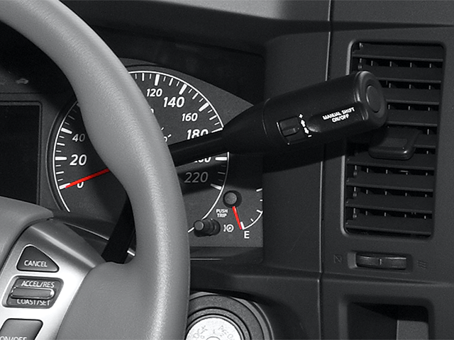 2014 Nissan NV SV