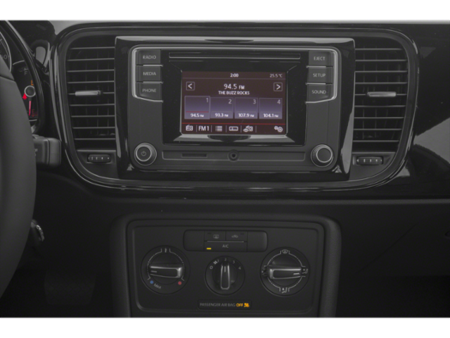 2017 Volkswagen Beetle 1.8T SE photo 4