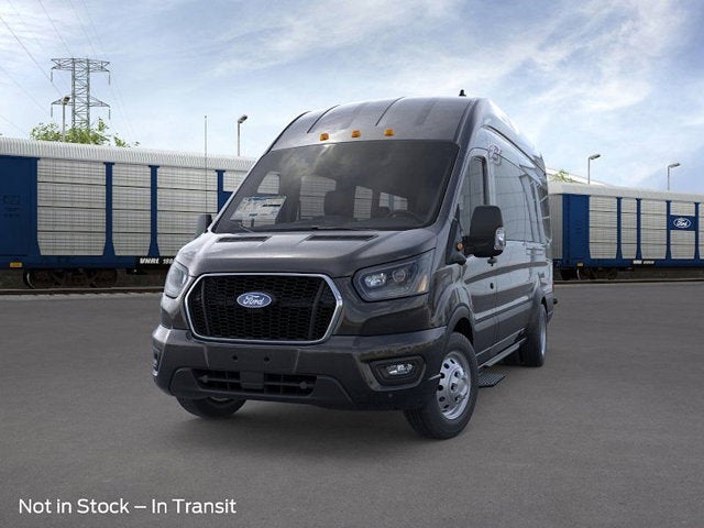 2026 Ford Transit Passenger Wagon XLT