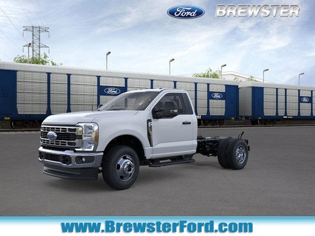 2026 Ford Super Duty F-350 DRW XL