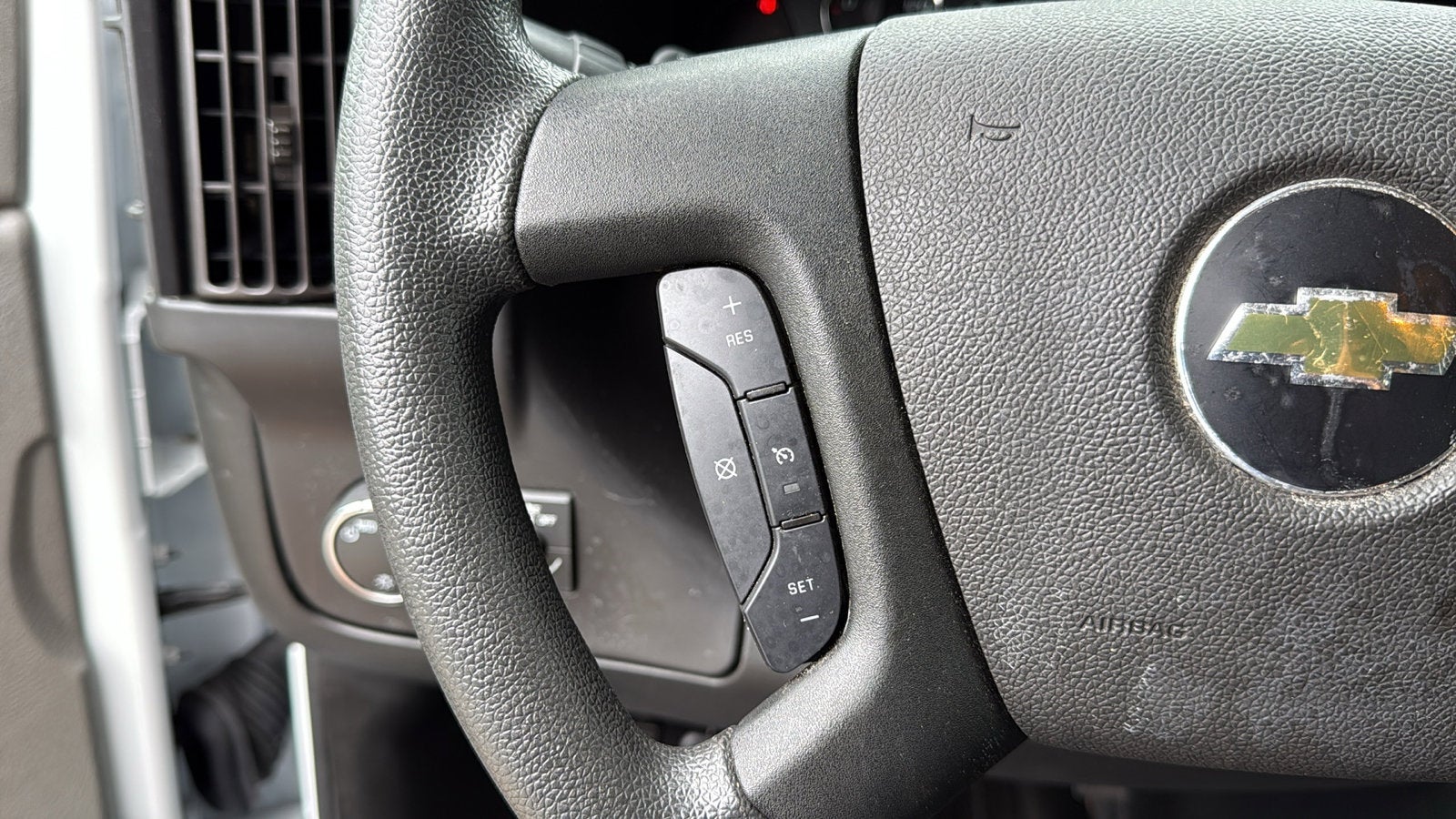 2023 Chevrolet Express Cargo 2500 WT