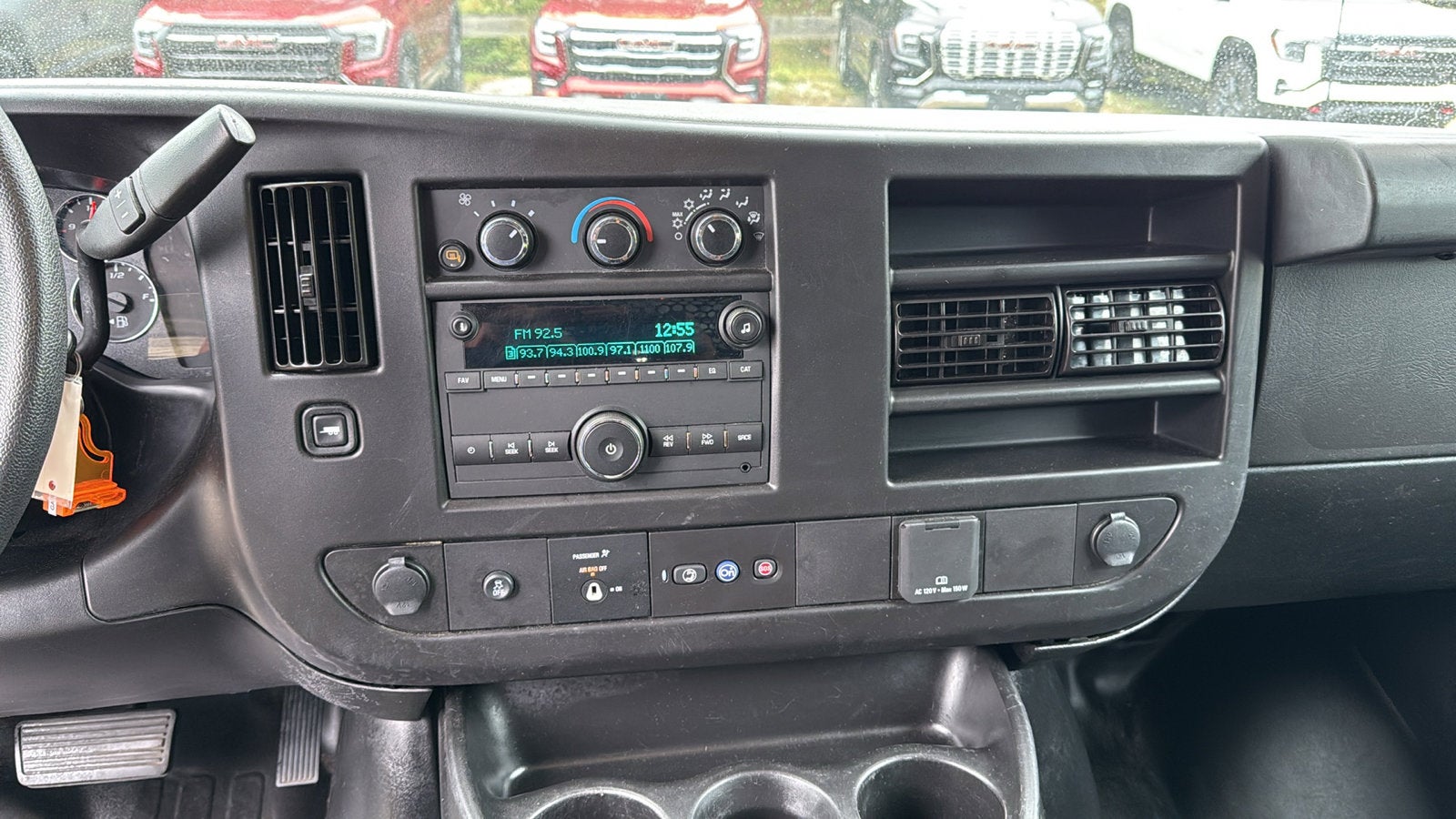 2023 Chevrolet Express Cargo 2500 WT