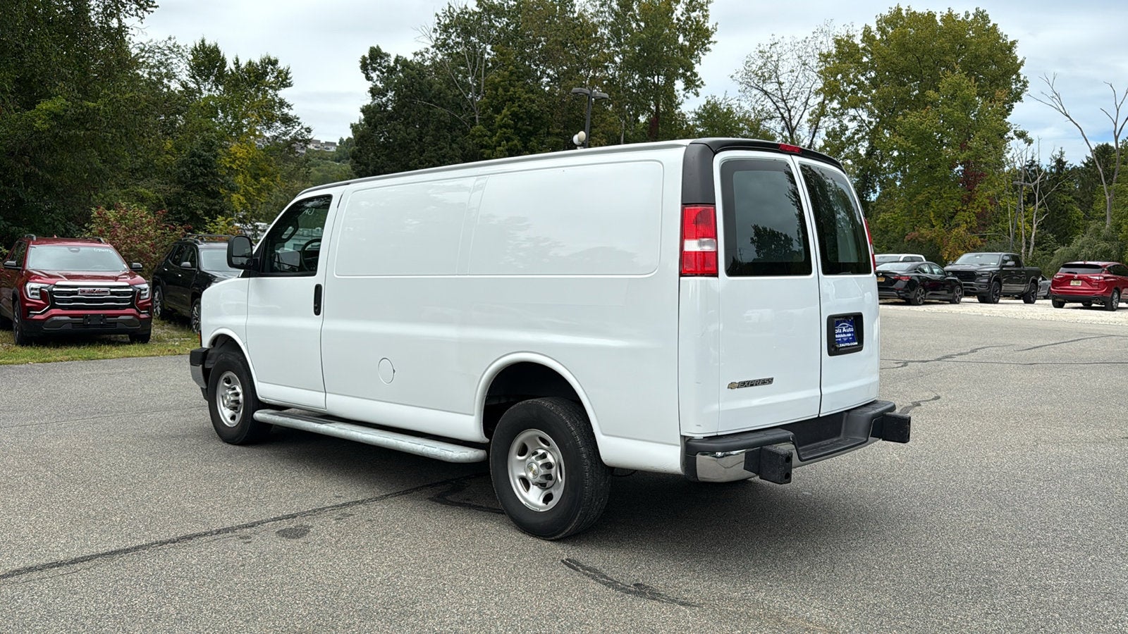 2023 Chevrolet Express Cargo 2500 WT