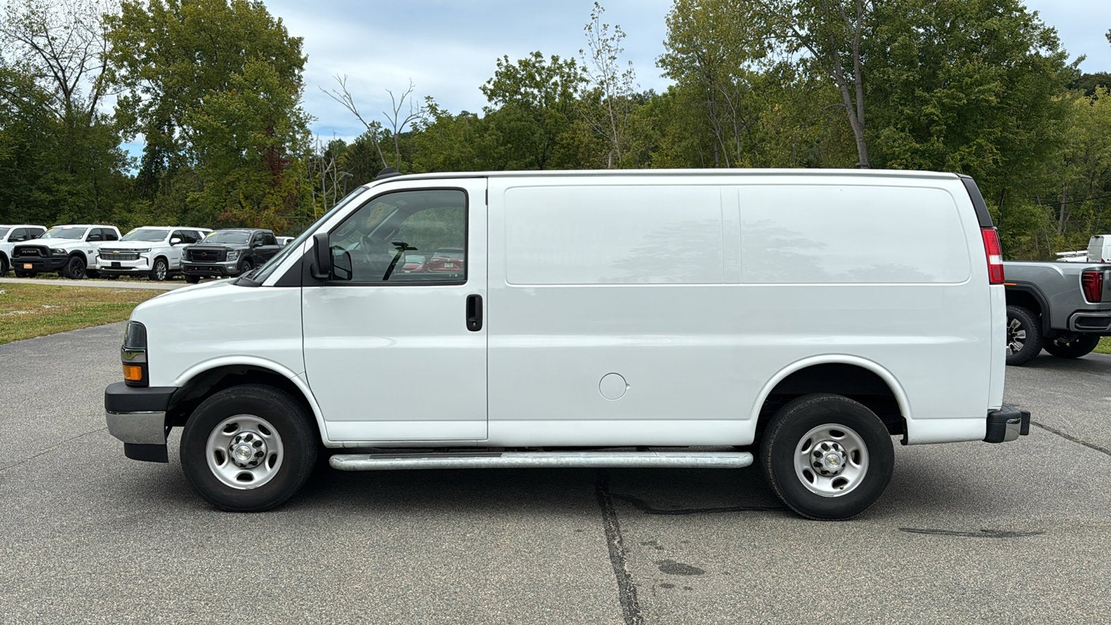 2023 Chevrolet Express Cargo 2500 WT