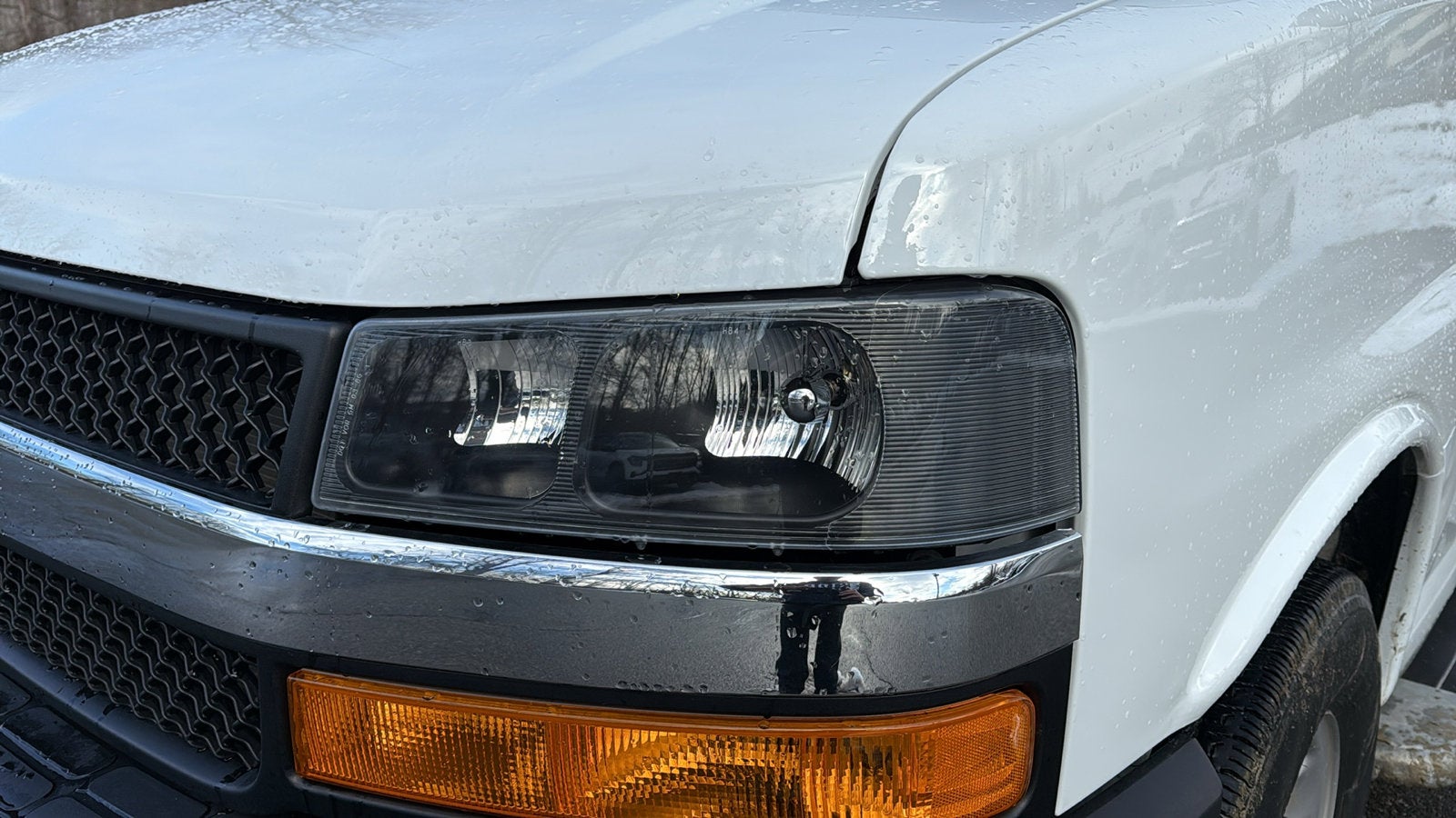 2024 Chevrolet Express Cargo 2500 WT