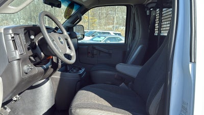 2024 Chevrolet Express Cargo 2500 WT