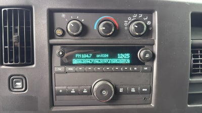 2024 Chevrolet Express Cargo 2500 WT