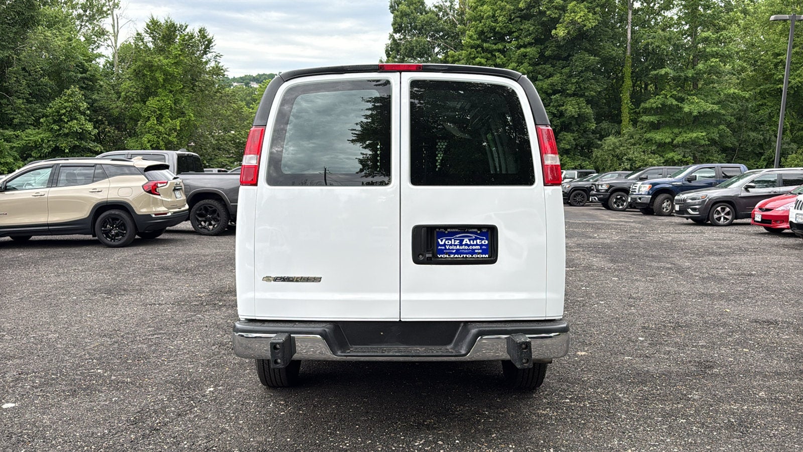 2024 Chevrolet Express Cargo 2500 WT