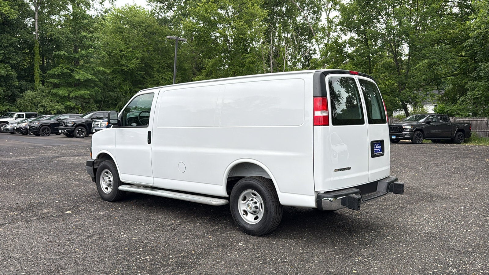 2024 Chevrolet Express Cargo 2500 WT