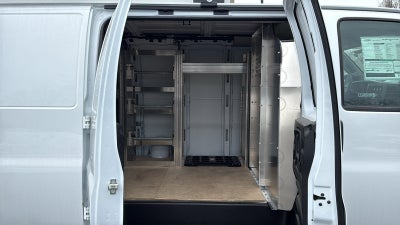 2025 Chevrolet Express Cargo WT