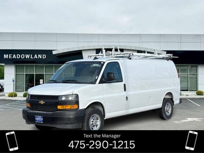2025 Chevrolet Express Cargo WT