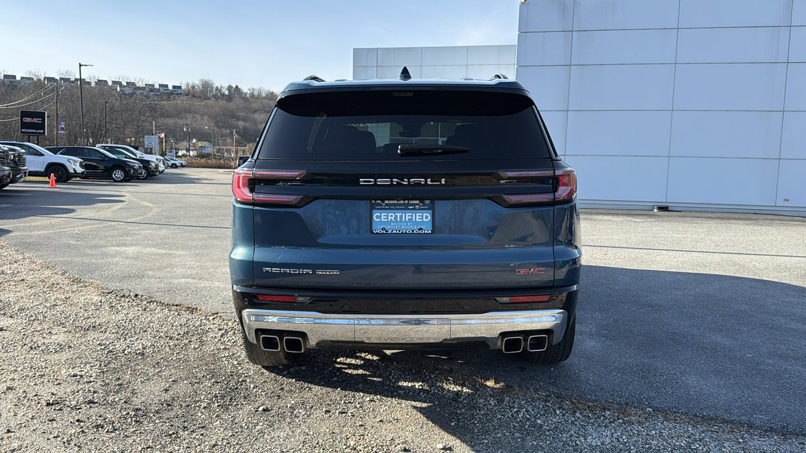 2024 GMC Acadia Denali