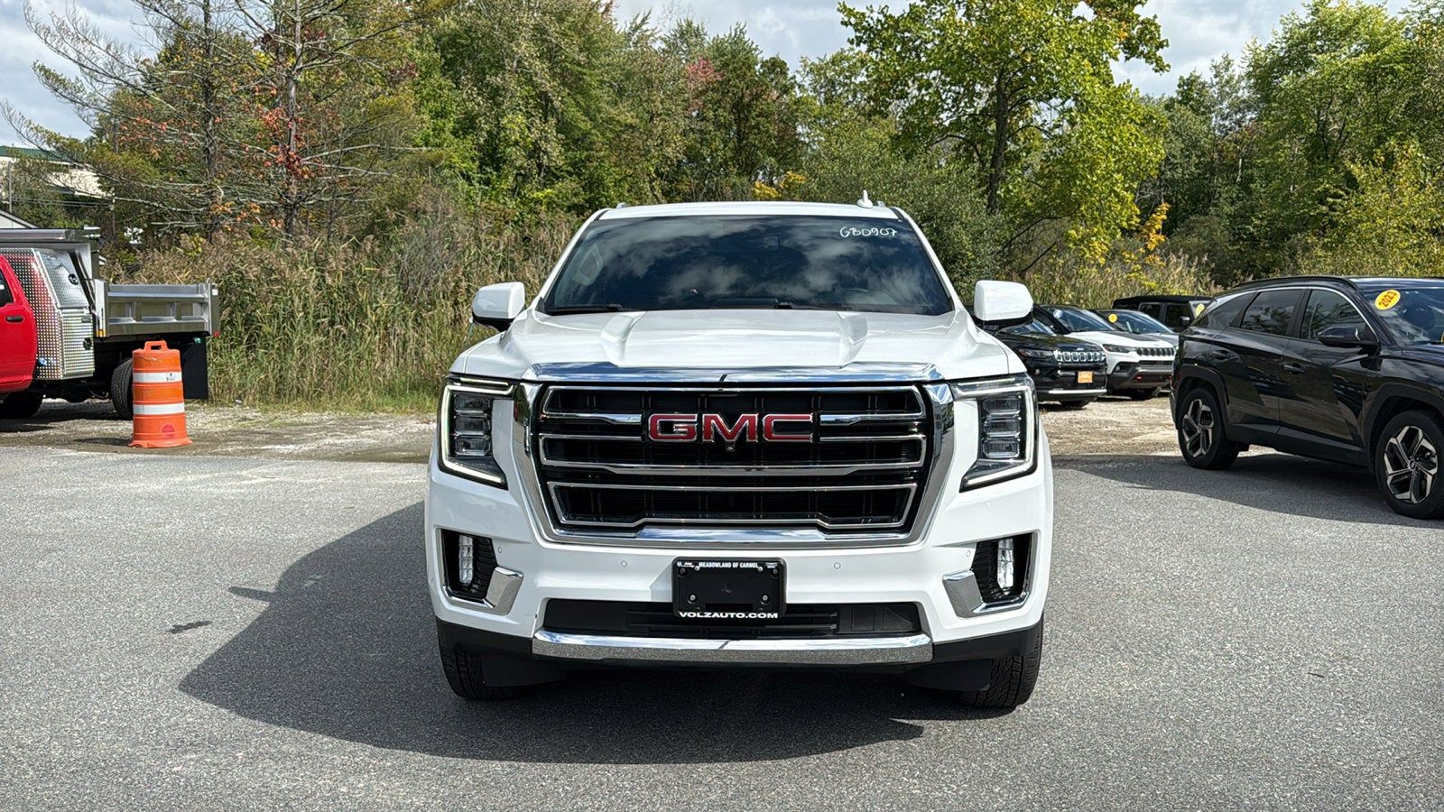 2023 GMC Yukon SLT