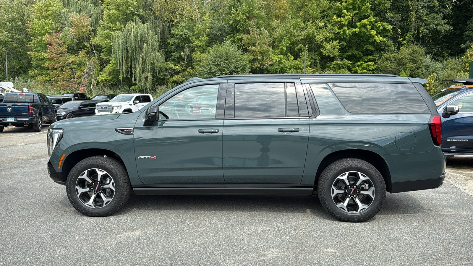 2026 GMC Yukon XL AT4