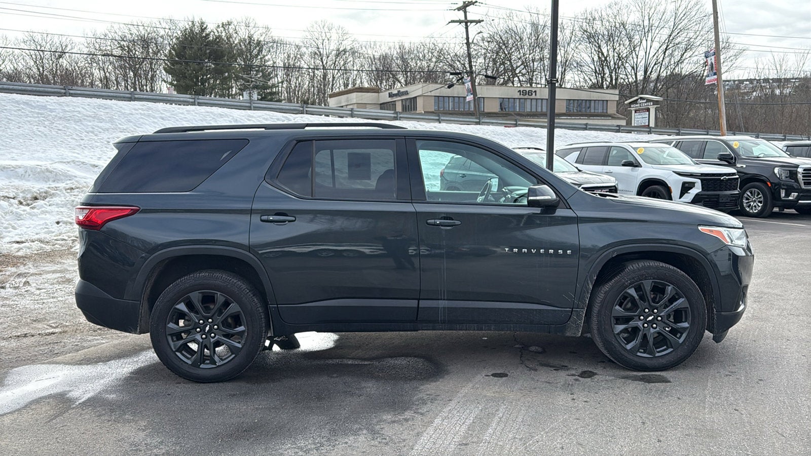 2021 Chevrolet Traverse RS