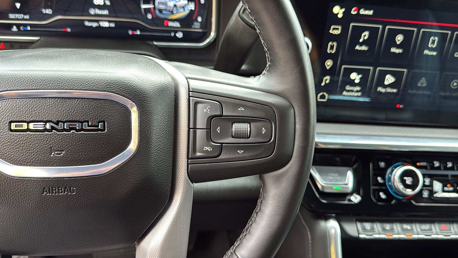 2025 GMC Sierra 2500 HD Denali