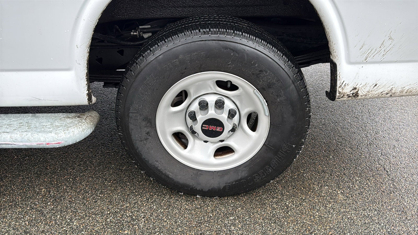 2024 GMC Savana Cargo 2500 Work Van