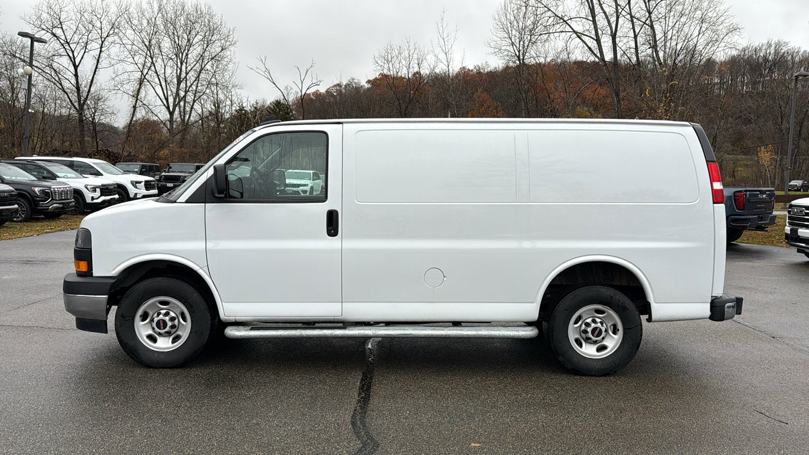 2024 GMC Savana Cargo 2500 Work Van
