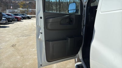2025 GMC Savana Cargo Work Van