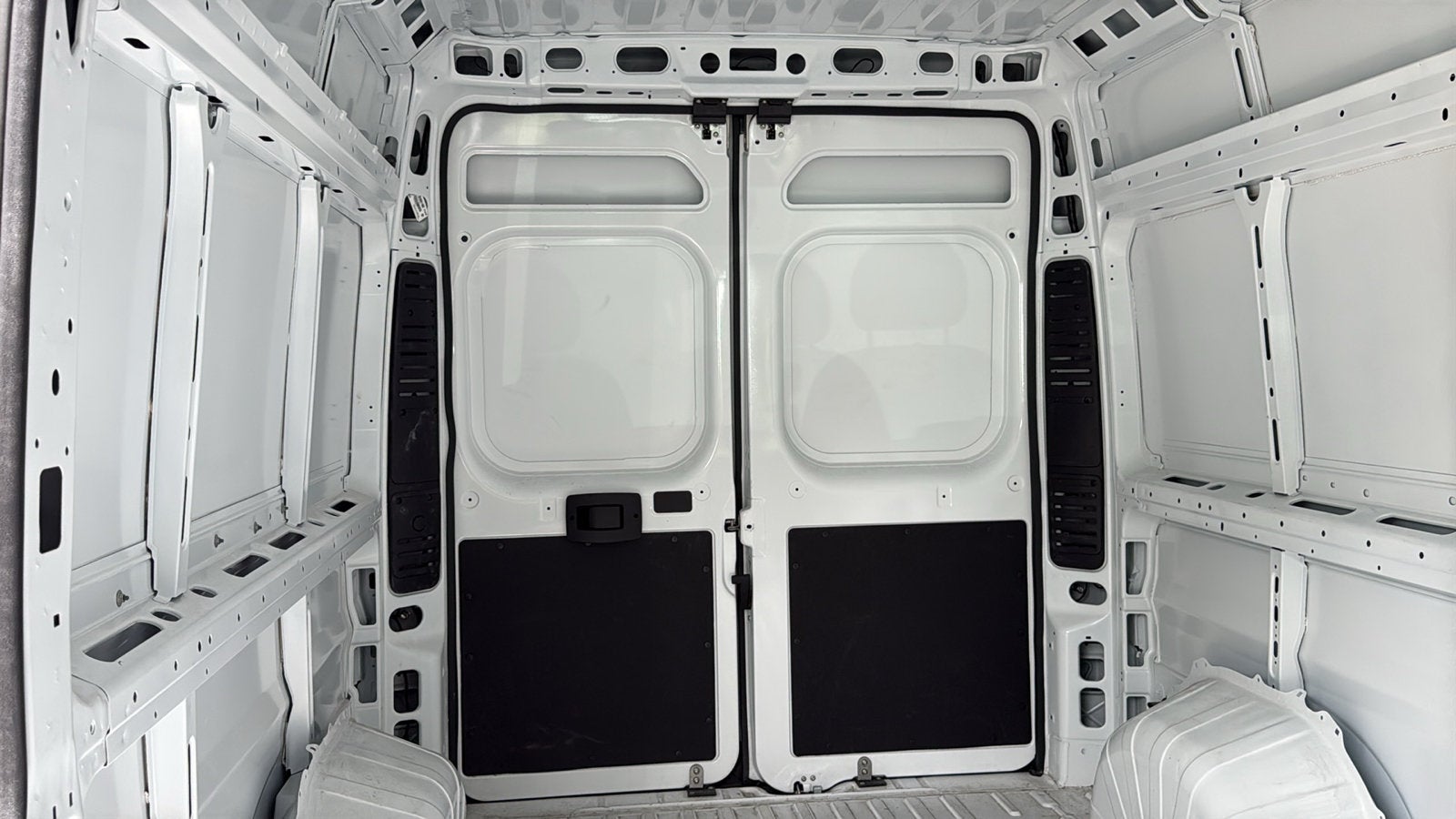 2026 RAM ProMaster 2500 Cargo Van Tradesman High Roof 159" WB w/Pass Seat