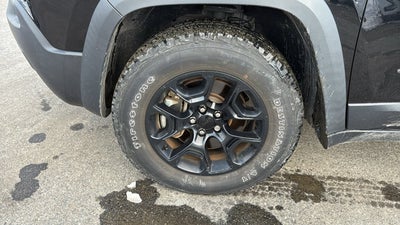 2022 Jeep Cherokee Trailhawk