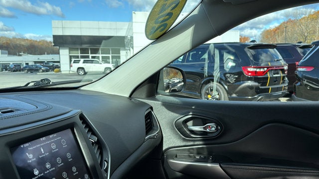 2022 Jeep Cherokee Latitude Lux