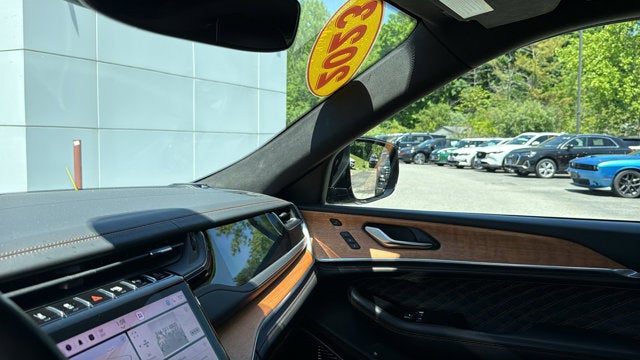 2023 Jeep Grand Cherokee Summit Reserve