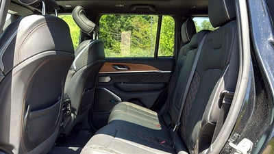 2023 Jeep Grand Cherokee Summit Reserve