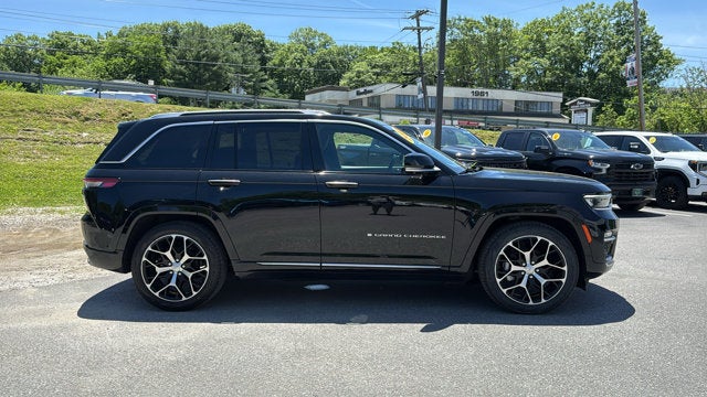 2023 Jeep Grand Cherokee Summit Reserve