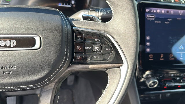 2022 Jeep Grand Cherokee 4xe Overland