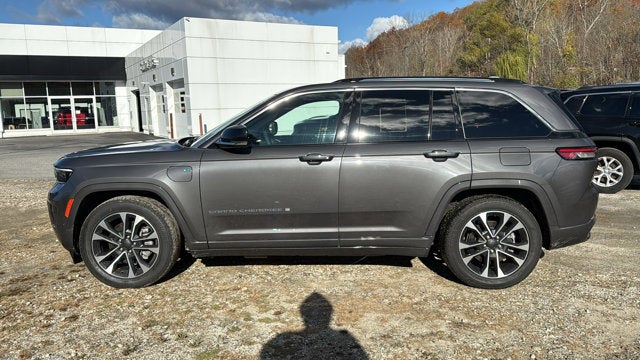 2022 Jeep Grand Cherokee 4xe Overland