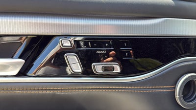 2023 Jeep Grand Wagoneer Series III