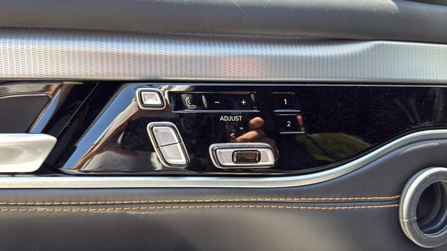 2023 Jeep Grand Wagoneer Series III