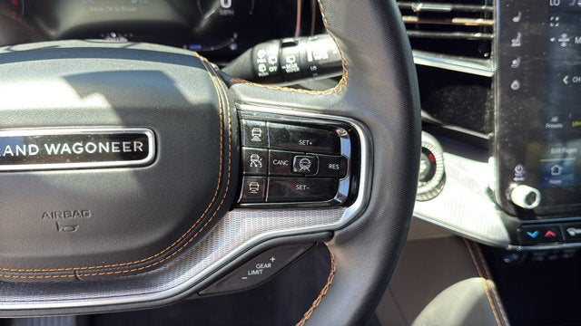 2023 Jeep Grand Wagoneer Series III
