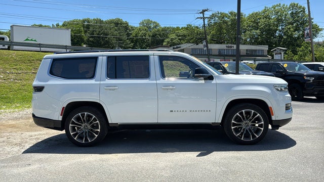 2023 Jeep Grand Wagoneer Series III
