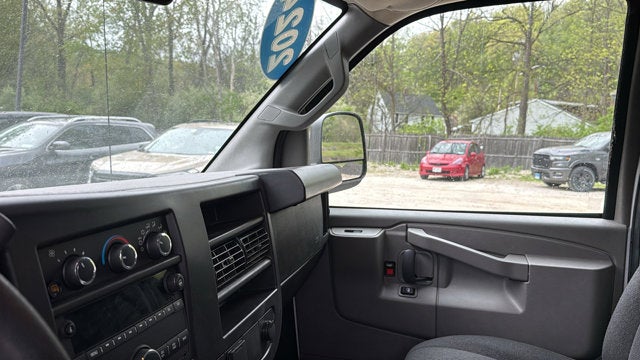 2024 Chevrolet Express Cargo Van BASE