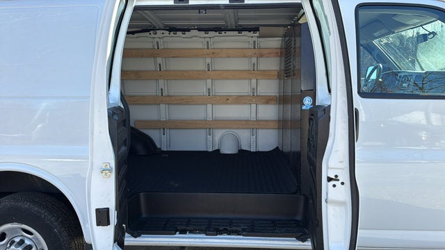 2024 GMC Savana Cargo Van BASE