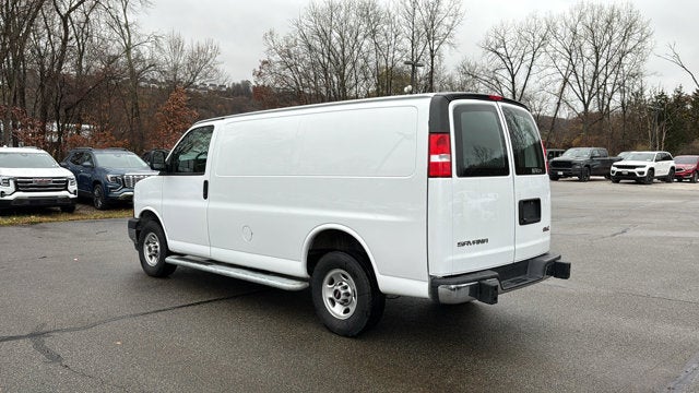 2024 GMC Savana Cargo Van BASE