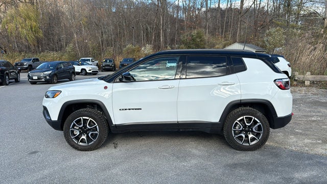 2024 Jeep Compass Trailhawk
