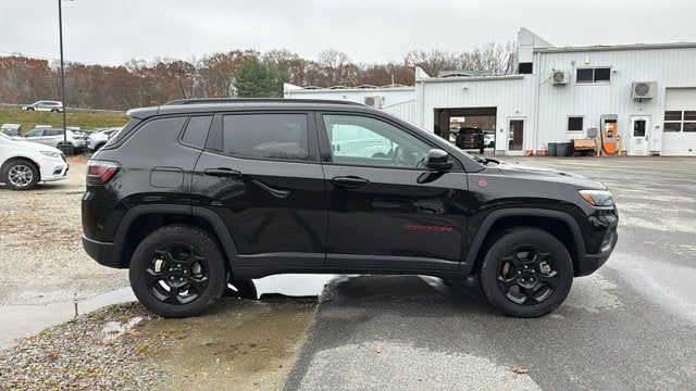2023 Jeep Compass Trailhawk