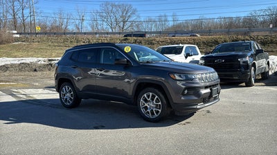 2022 Jeep Compass Latitude Lux