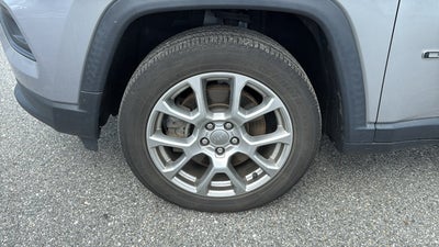 2023 Jeep Compass Latitude Lux