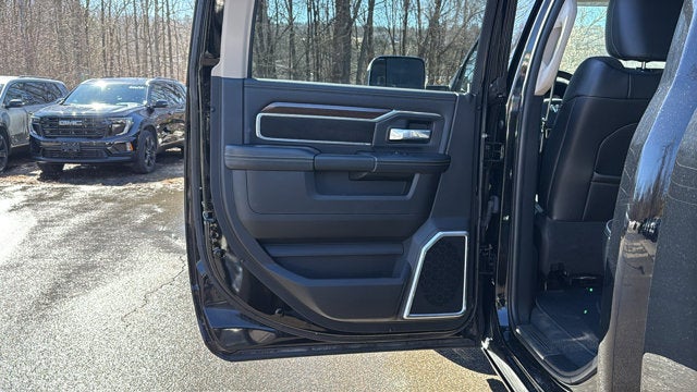 2022 RAM 3500 Laramie