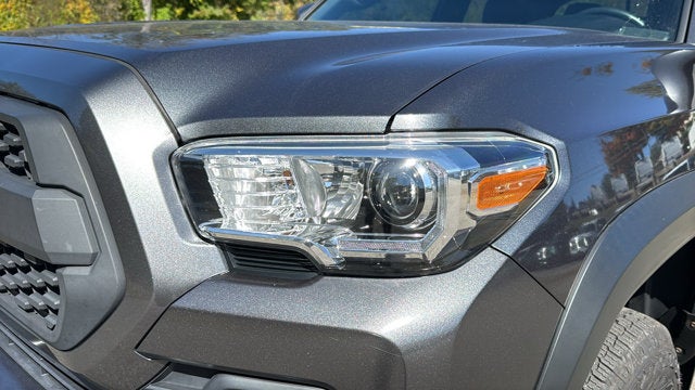 2022 Toyota Tacoma 4WD SR