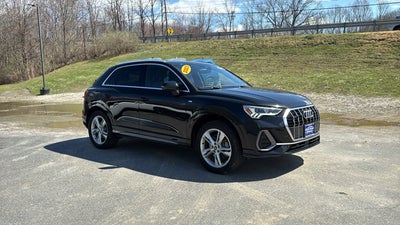 2023 Audi Q3 S line Premium