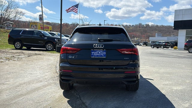 2023 Audi Q3 S line Premium