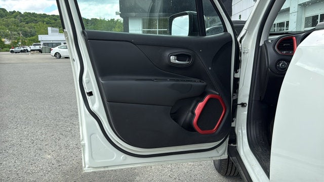 2022 Jeep Renegade Trailhawk