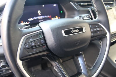 2022 Jeep Grand Cherokee L Laredo