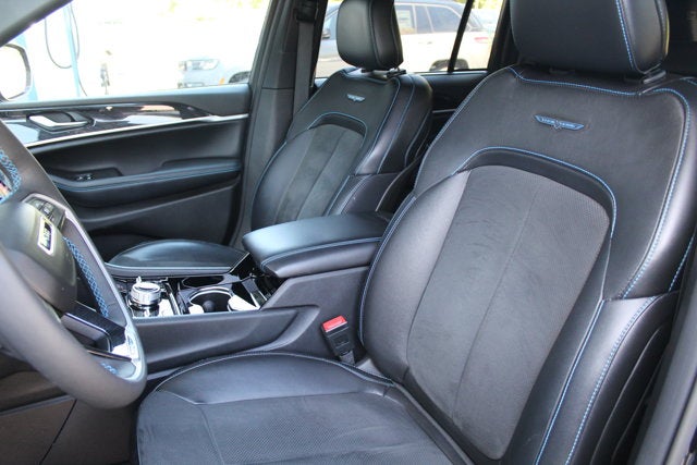 2022 Jeep Grand Cherokee 4xe Trailhawk
